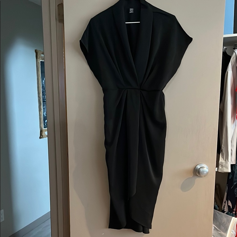 Elegant Black Dress